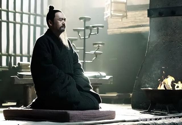 孔子临终前悲痛高歌,短短三句,句句豪迈悲壮,令人肃然起敬!