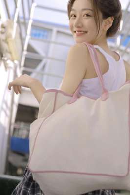 我不是刘德华不给你唱忘情水歌词(看了才知道，原来刘德华歌词里面的忘情水就是这个)