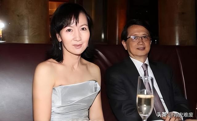 嫁入豪门27年与父母反目,为老公生下两子一女,结局却已注定