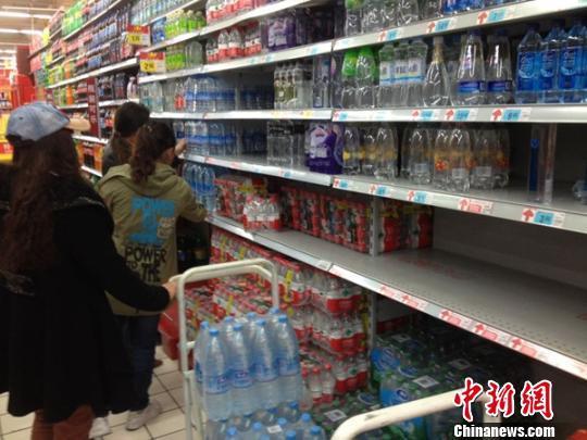隐形富豪的千亿帝国:左手“妇女之友”,右手“有点甜”