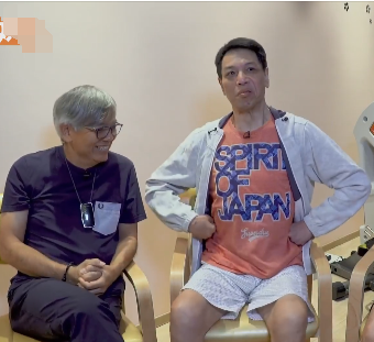 周星驰老搭档“如花”露面,中风后暴瘦70多斤,走路吃力口齿不清引担忧