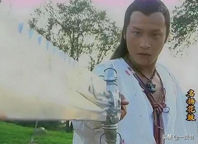 武侠剧中的八大神刀,割鹿刀、圆月弯刀上榜,聂风的雪饮神锋第一