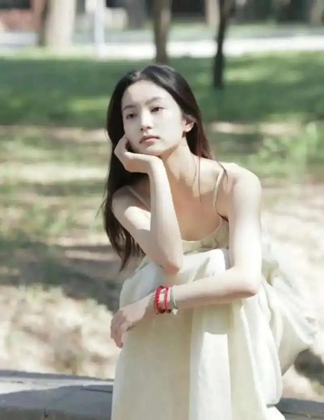 张雅钦终于火了,为何她饰演的丰腴美县主,这么招人喜欢?
