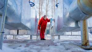 邢刚(室温廿四 冬日如春——吉林镇赉地热能供暖一线见闻)