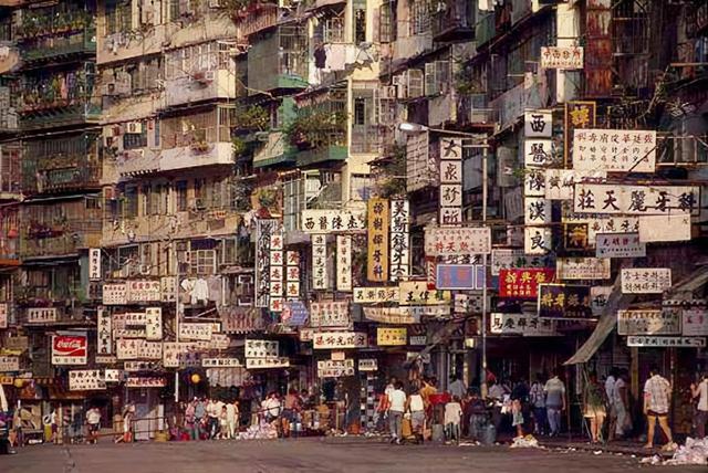 “九龙皇帝”曾灶财:称香港是自家封地,坚持涂鸦宣示主权50多年