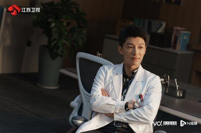 《手术直播间》“天才医生”代旭:“一人千面”是我职业梦想