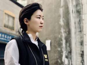 你敢不敢(上海90后“警花怒问制假者：你敢不敢戴你做的口罩出门？)