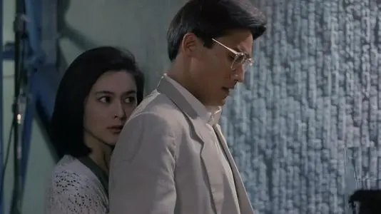 关之琳30年前这部经典,仅仅上映了7天,与梁家辉演绎“人鬼情”