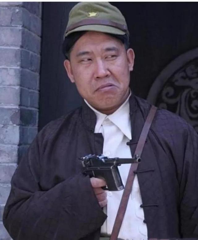 情歌唱将任静,女歌手榜样!凭实力与韦唯抛弃的付笛声住上亿豪宅