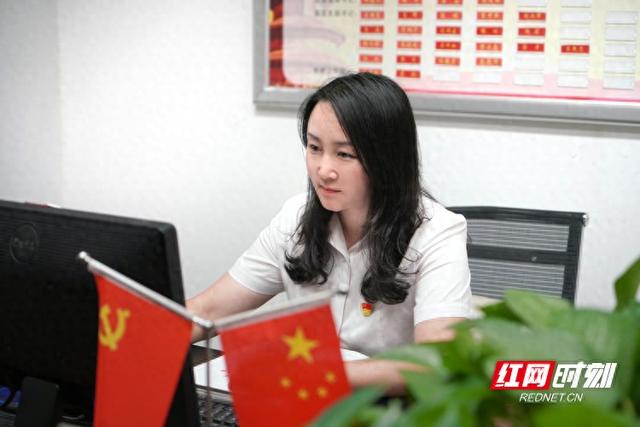 【榜样引领 担当奋进】龚敏:履职尽责抓党务 立足岗位亮本色