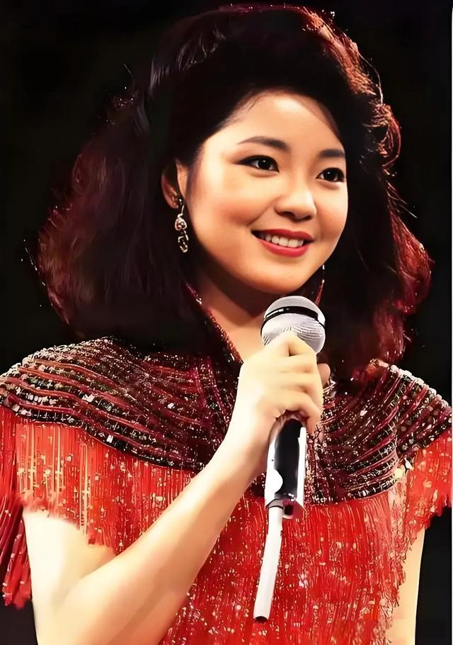 一代歌后邓丽君在泰国香消玉殒,其去世之谜为何疑点重重?