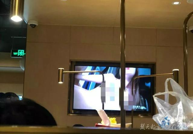 警方通报“海底捞不雅视频”:男子破解wifi投屏,已刑拘