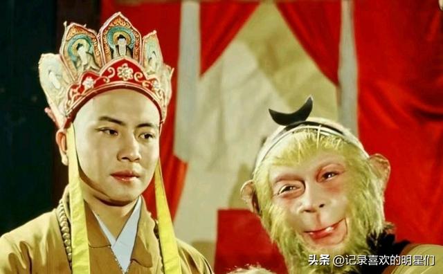原来西游记中有三个唐僧是三个不同男演员来饰演的，演技精湛！