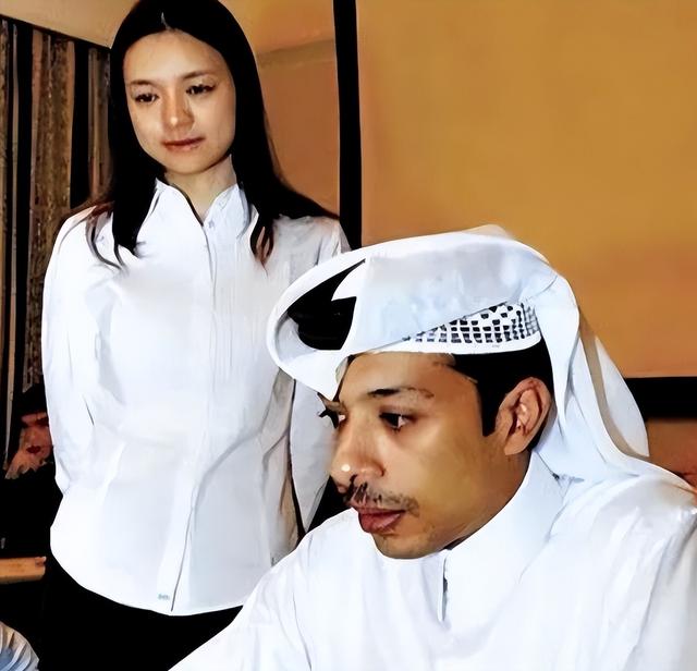 棋后诸宸:嫁卡塔尔王室后放弃中国籍,接受一夫多妻,如今后悔吗