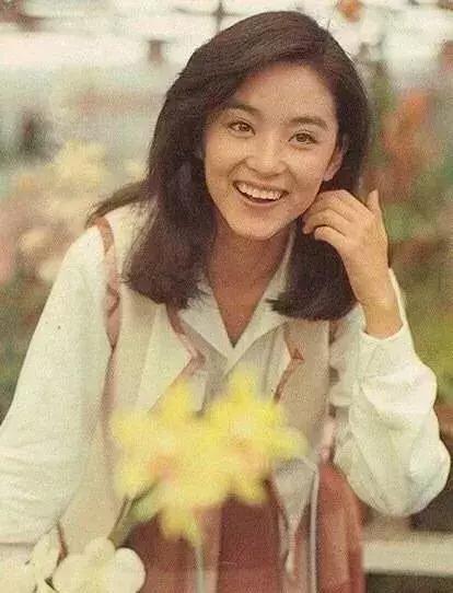 林青霞18岁女儿素颜照曝光,被夸像妈妈!马上有网友不同意了