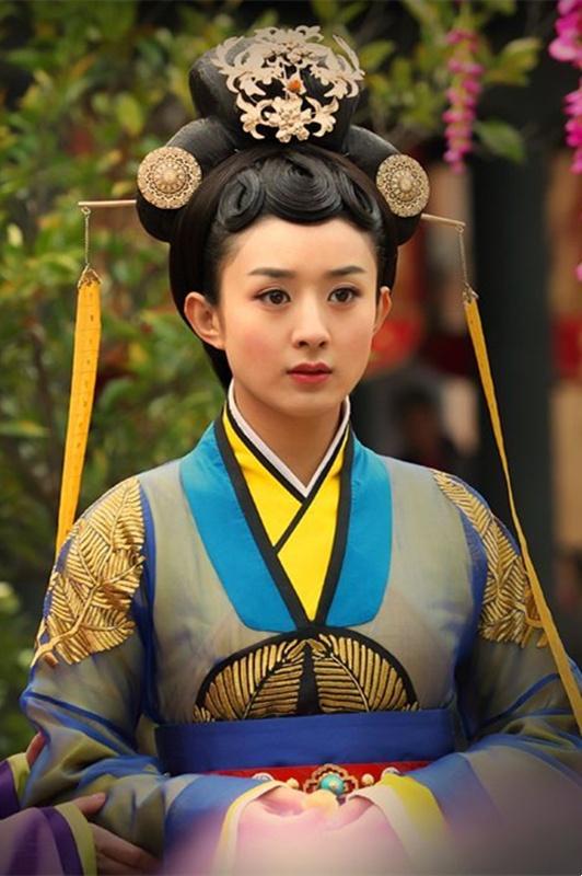 赵丽颖,彻底变了