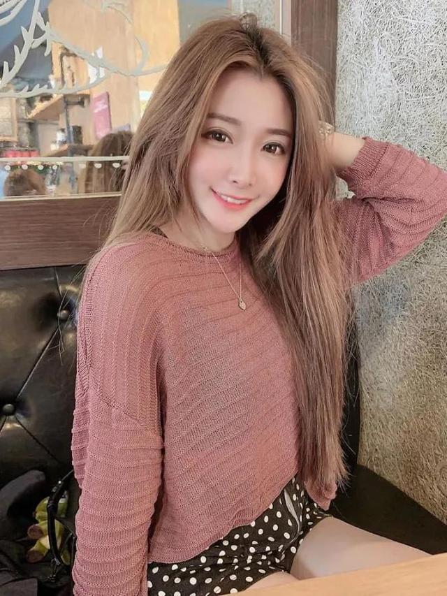 隐藏身份是JKF女,还是台湾大学的老师