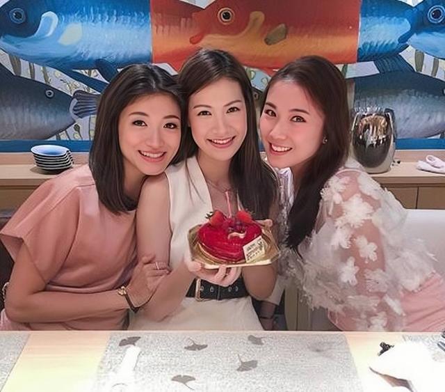 前港姐近况曝光!不顾反对嫁大24岁外籍练马师,混血儿子颜值高