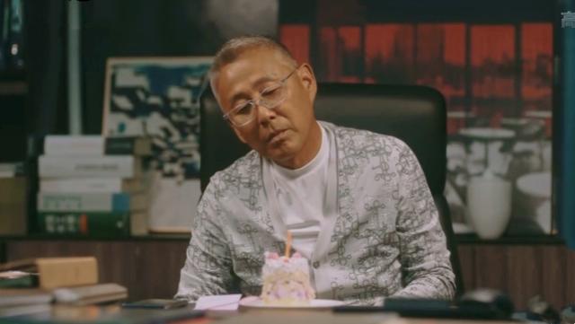 《流金岁月》大结局:朱锁锁叶谨言分手,嫁谢宏祖,却又遇赵玛琳