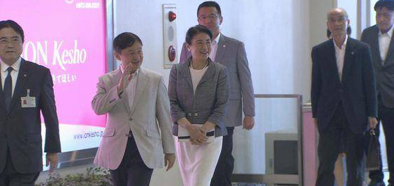 这就是夫妻相的强大,雅子妃跟德仁26年,就知道两人现在有多像