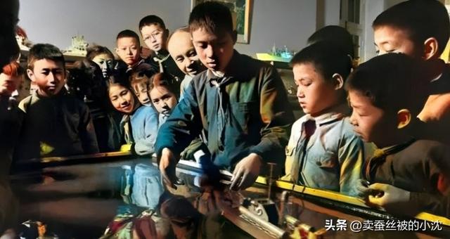 “禁止外泄”的老照片,男女混合脱衣舞俱乐部,让人眼界大开