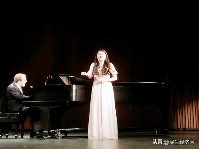 第三届经典音乐奖国际声乐大赛闭幕 我国青年女中音胡蝶儿获金奖