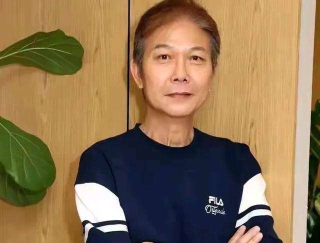 钱小豪堕落史:为了报复,前妻郭秀云不惜拍风月片让他出丑