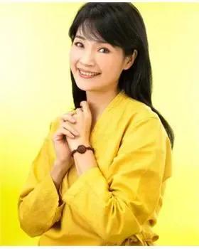 方季惟《爱情的故事》:一曲深情,唤醒心底的温柔与哀伤