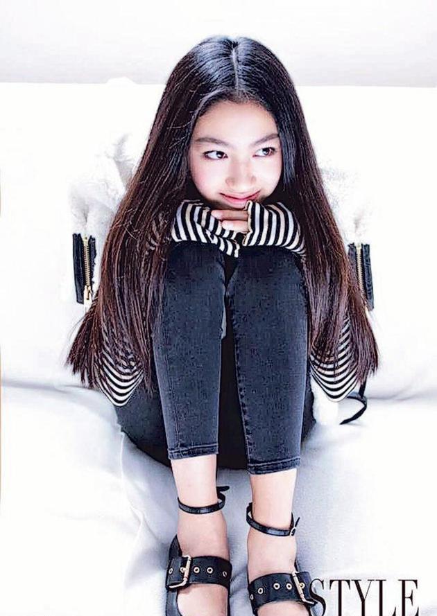 看了邱淑贞、毛阿敏、汪峰这些明星的女儿,才发现遗传是门玄学