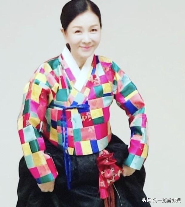 国民妈妈朴俊琴年轻容貌不凡 出演多部大热剧 因无后与丈夫离婚