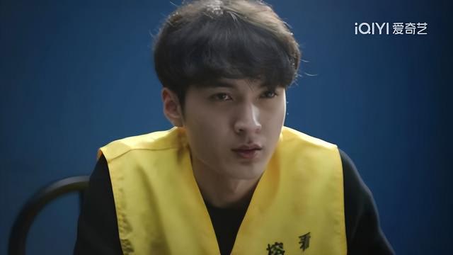 《底线》唐啸云扮演者章煜奇,北电明星班毕业,演技可期