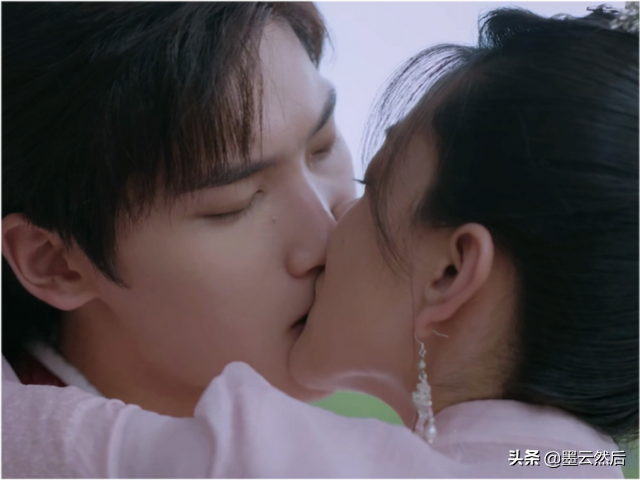 《双世宠妃3》墨连城为什么会反复失忆?