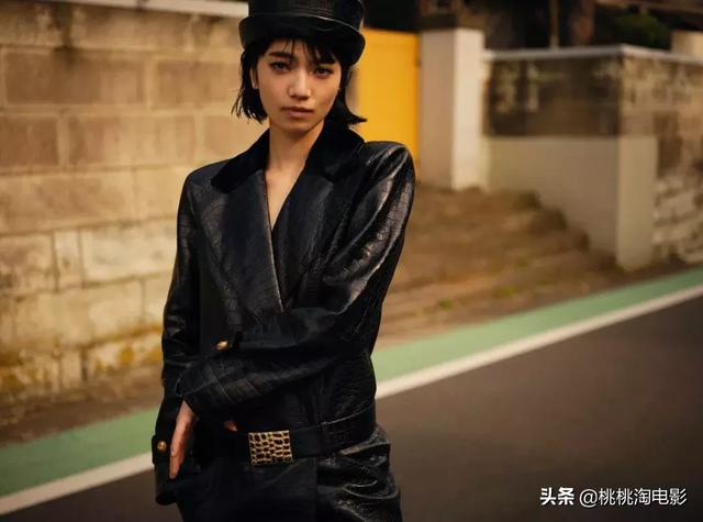 组图:小松菜奈倔强的样子,很迷人啊