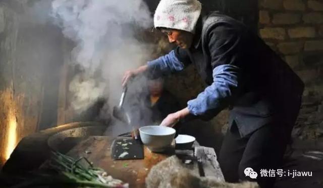 生母、养母、继母、寄母、庶母、出母、先母、后母的不同?