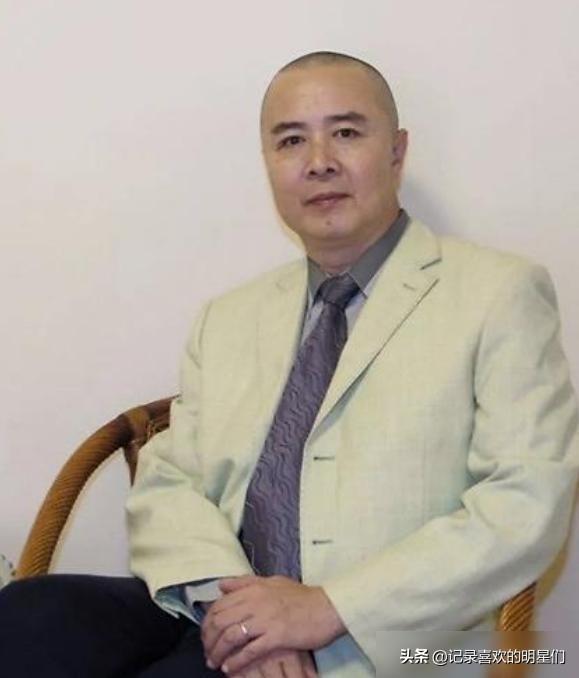 原来西游记中有三个唐僧是三个不同男演员来饰演的，演技精湛！