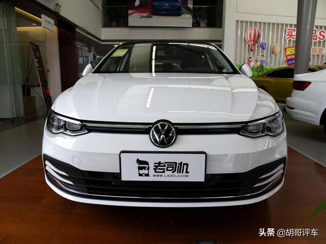12.98万起,精致两厢小车,配置高,实拍高尔夫