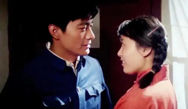 周里京、吴玉芳主演的电影《人生》,陈晓、李沁能超越吗?