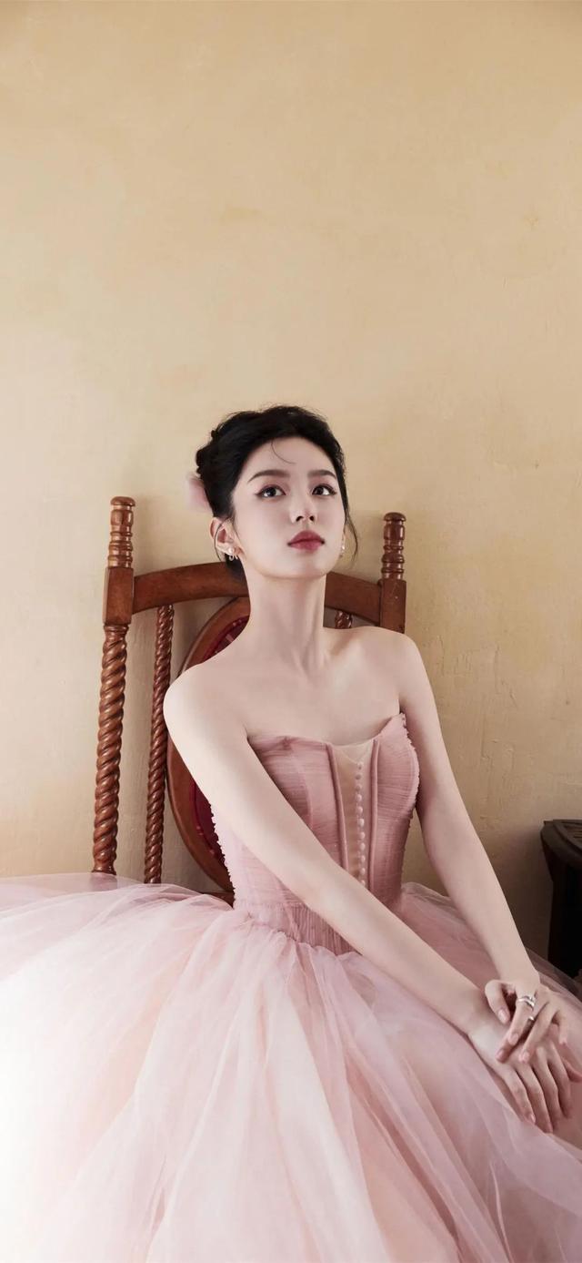 美女写真第111期——周也