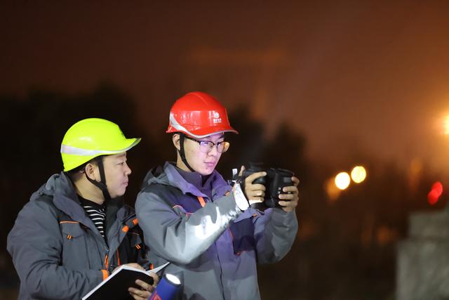 哪有什么岁月静好,只是有人替你负重前行!他们让这句话具象了