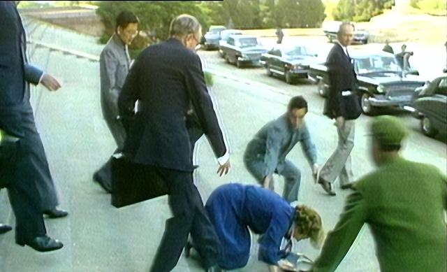 1997年我军坚持提前2小时进驻香港,中央:英军撤离暴露重大隐患