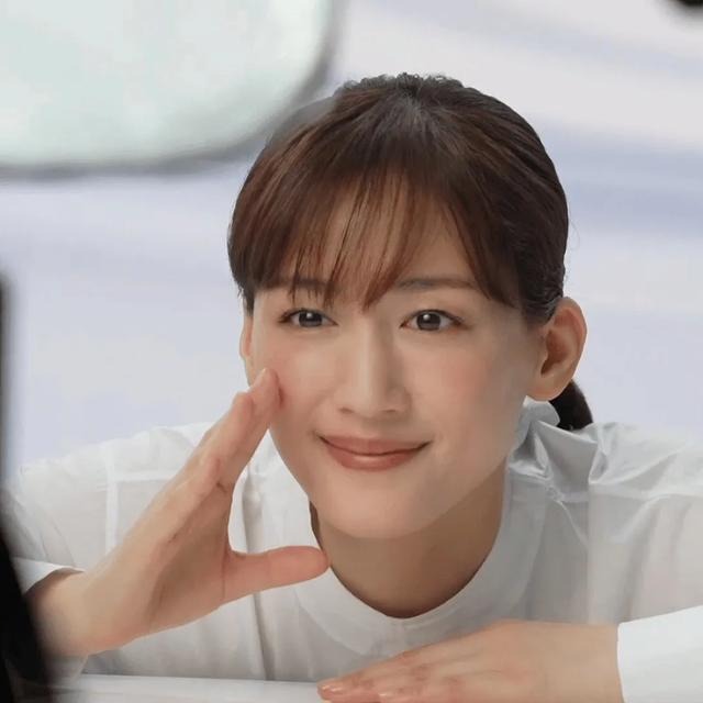 deepseek眼中日本最美的10位女优,第一名竟是她?!