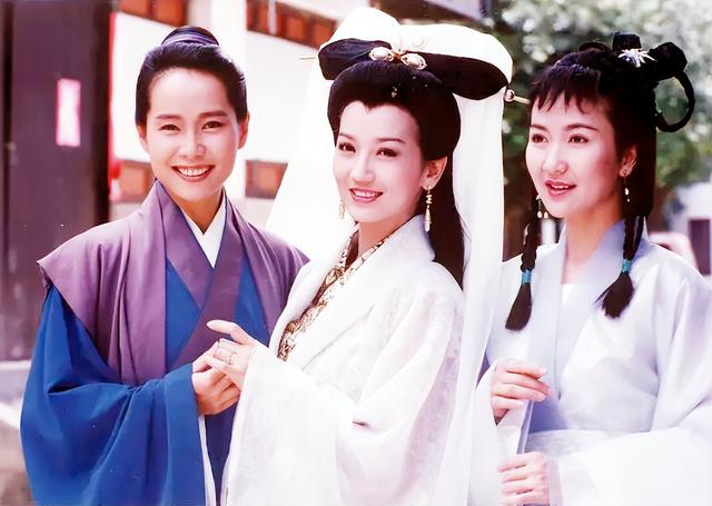 红极一时赵雅芝:带着两个儿子再婚,将丈夫当男朋友让我一生幸福