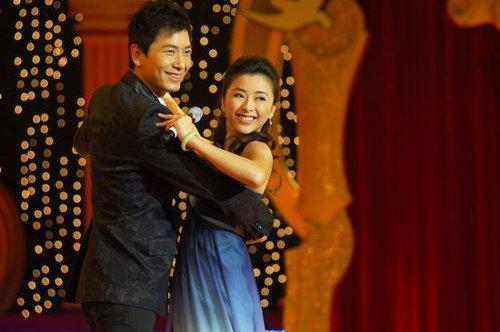 女星黄小蕾:单亲妈妈“闪婚”,她也“闪婚”,而今状况怎样?