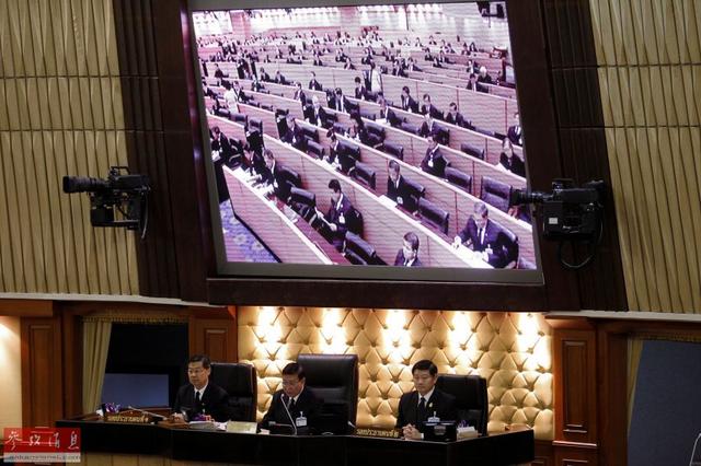 泰国立法议会:哇集拉隆功继位为新国王