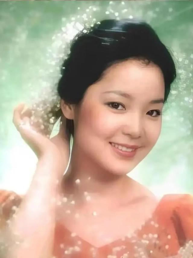一代歌后邓丽君在泰国香消玉殒,其去世之谜为何疑点重重?