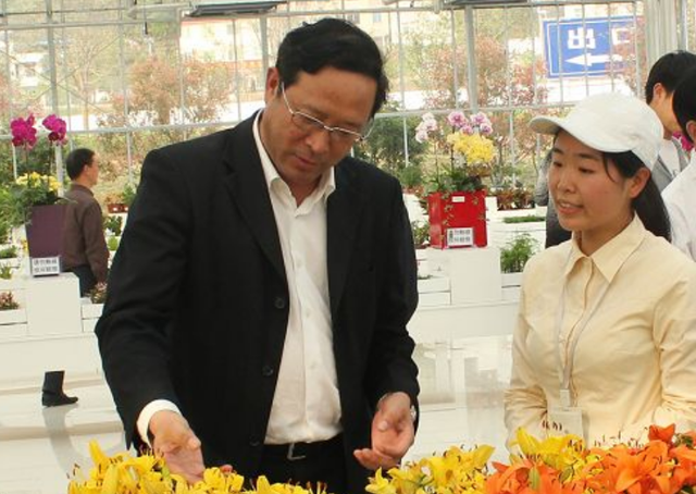陈章良:从美学成归国,拉平板车授课,完成多个863计划项目