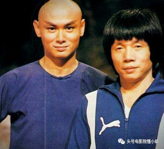 刘家辉中风10年露面,轮椅代步,败给成龙的《醉拳3》令人叹息