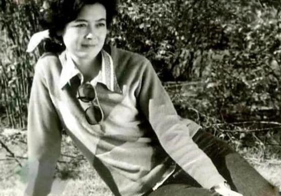杨雅琴:八一厂花旦,《苦菜花》美丽娟子,葬礼上两任丈夫都不来