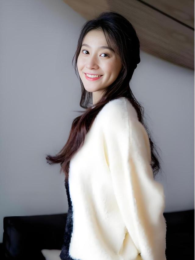 体操女神张豆豆:“挺胸照” 出圈,嫁孙杨的逆袭爱情与事业