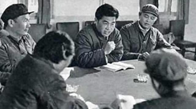 1983年遭开除党籍的前安徽省委书记,晚年隐居果园守护果树!